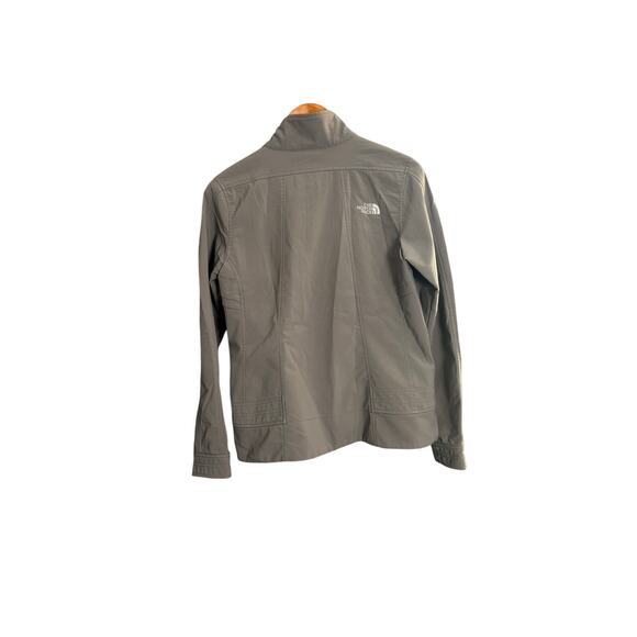 The North Face Softshell Jacket - Women's Gray
Full Zip Stand Collar - Picture 3 of 7